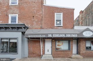 1048 SOUTH ST, Philadelphia, PA 19147