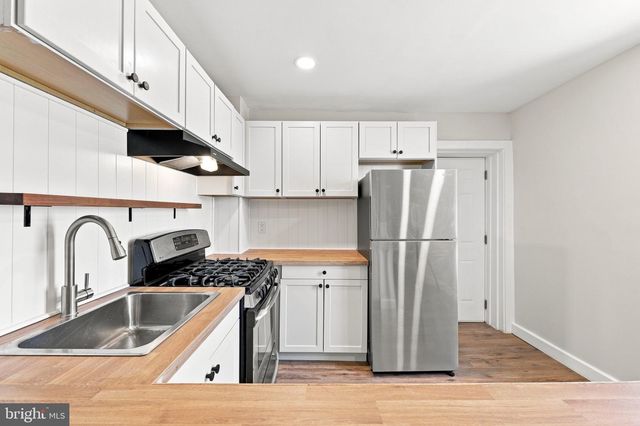 2633 JANNEY ST, Philadelphia, PA 19125