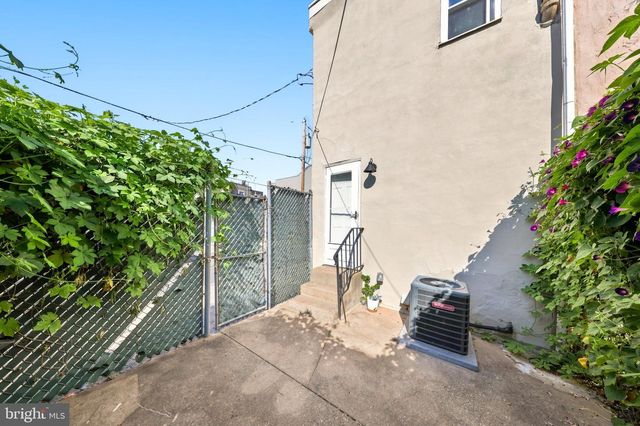 2633 JANNEY ST, Philadelphia, PA 19125