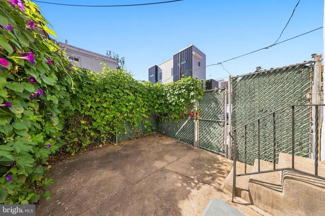 2633 JANNEY ST, Philadelphia, PA 19125