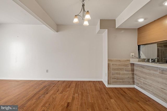 6149 STRASBURG DR, Centreville, VA 20121