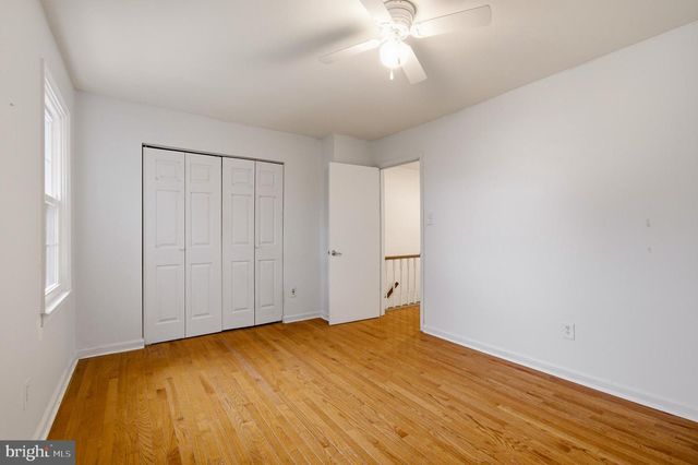 6149 STRASBURG DR, Centreville, VA 20121