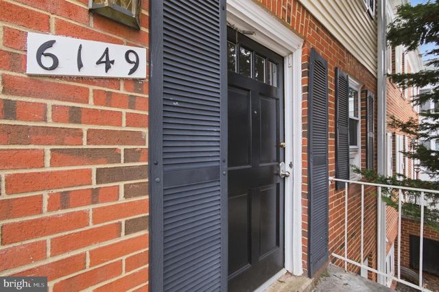 6149 STRASBURG DR, Centreville, VA 20121