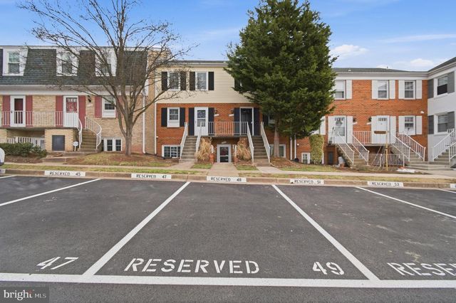 6149 STRASBURG DR, Centreville, VA 20121