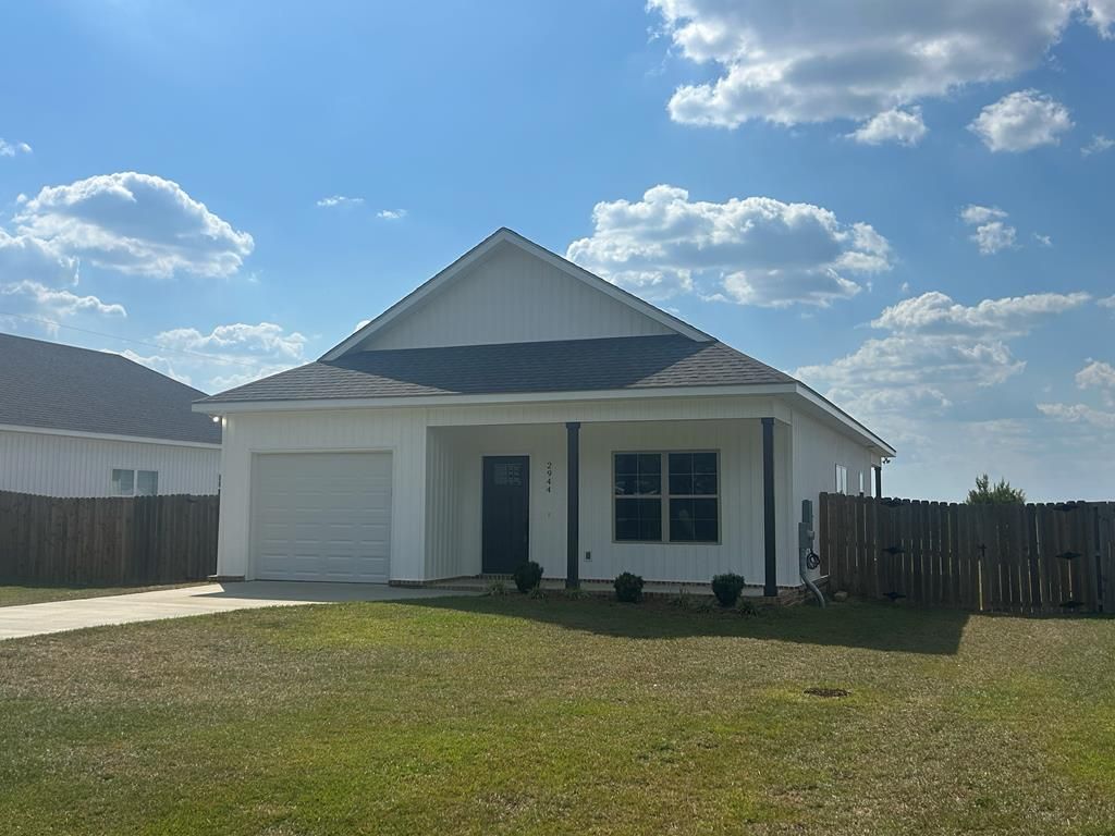 2944 County Road 13, Headland, AL 36345