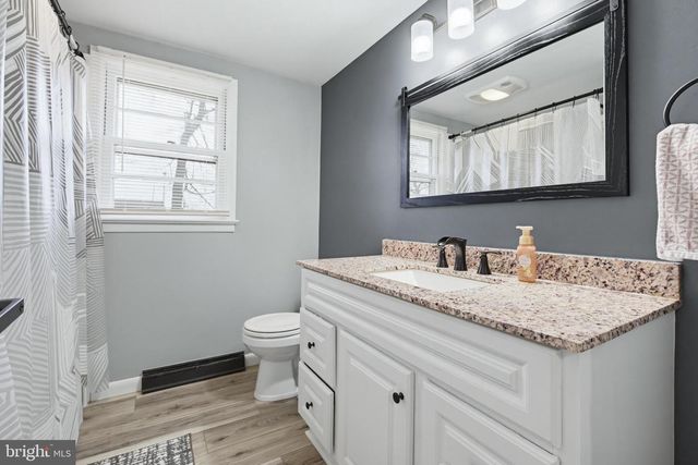 4 KELLER AVE, Hellam, PA 17406