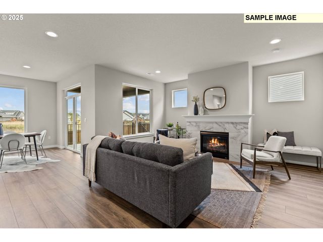 2604 Ne Claire Rd 202, Estacada, OR 97023