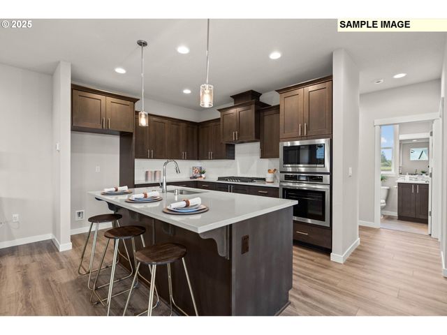 2604 Ne Claire Rd 202, Estacada, OR 97023