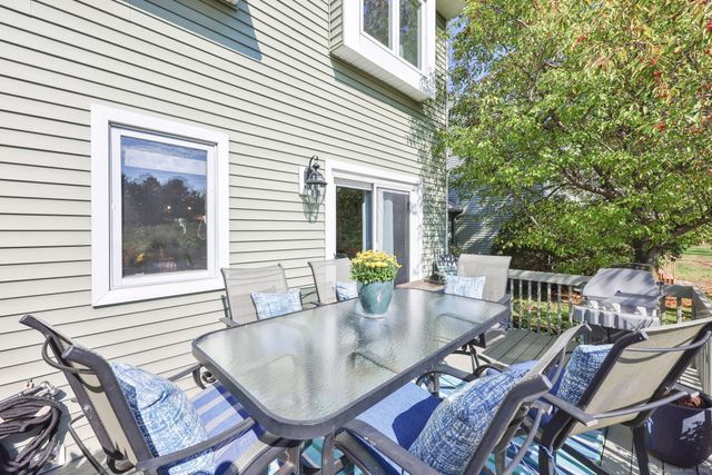 307 Sand Stone Drive 307, South Windsor, CT 06074