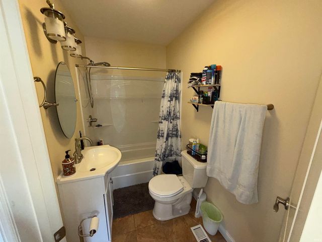 6510 Lincoln Avenue, Evansville, IN 47715