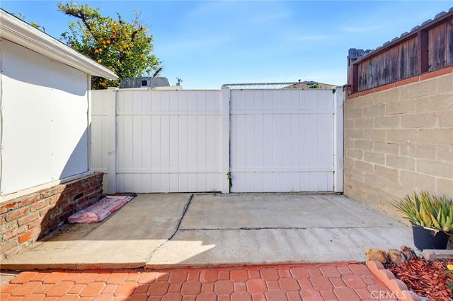 1223 W Elberon, San Pedro, CA 90732