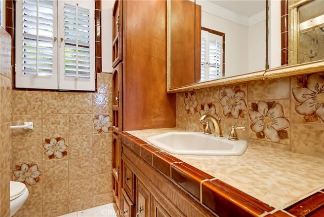 1223 W Elberon, San Pedro, CA 90732