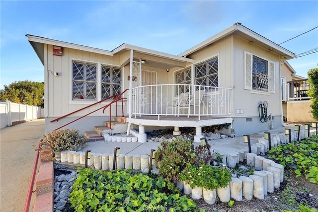1223 W Elberon, San Pedro, CA 90732