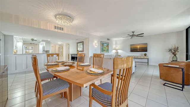 8764 MIDNIGHT PASS ROAD A306, Sarasota, FL 34242