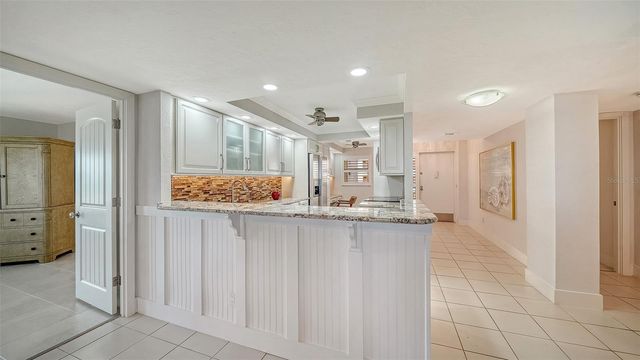 8764 MIDNIGHT PASS ROAD A306, Sarasota, FL 34242