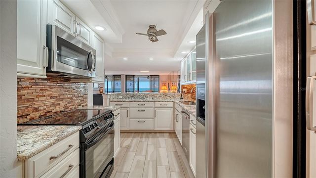 8764 MIDNIGHT PASS ROAD A306, Sarasota, FL 34242