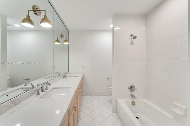 7201 SW 174th St, Palmetto Bay, FL 33157