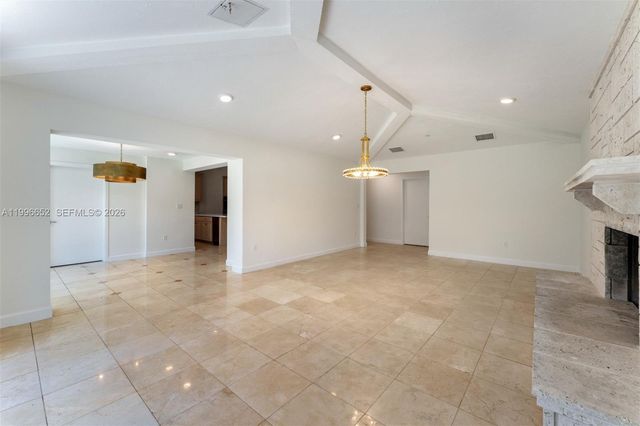 7201 SW 174th St, Palmetto Bay, FL 33157