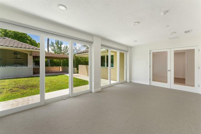 7201 SW 174th St, Palmetto Bay, FL 33157