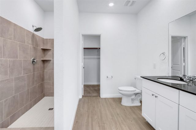 8904 James Bowie, Seguin, TX 78155