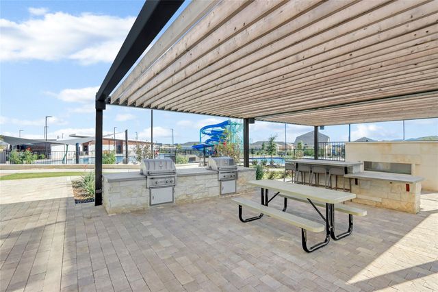 8904 James Bowie, Seguin, TX 78155