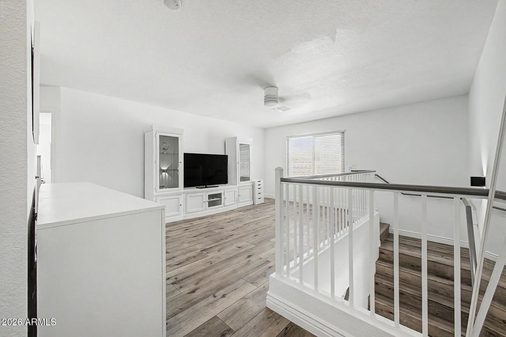 Image 20 of property listing at 3131 W MOLLY Lane, Phoenix, AZ 85083