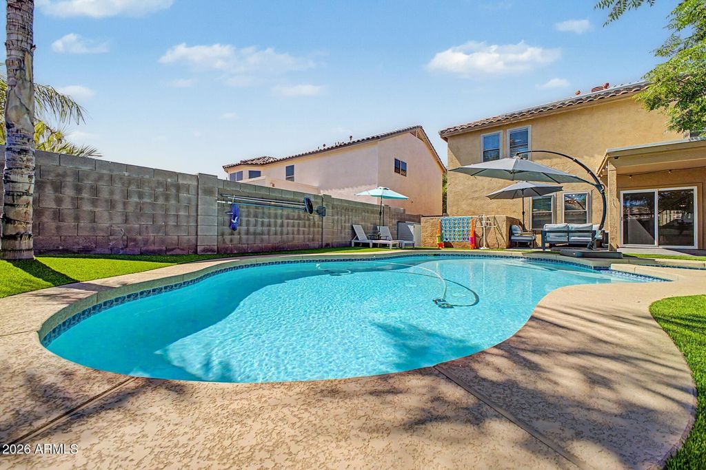 Image 25 of property listing at 3131 W MOLLY Lane, Phoenix, AZ 85083