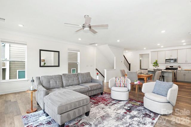 10307 Glenmere Creek Circle, Charlotte, NC 28262