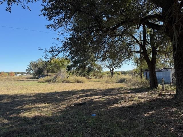 1420 E Cameron Ave, Rockdale, TX 76567