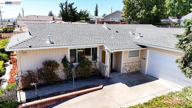 4516 Edwards Ln, Castro Valley, CA 94546