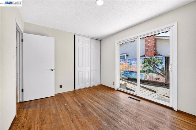 4516 Edwards Ln, Castro Valley, CA 94546