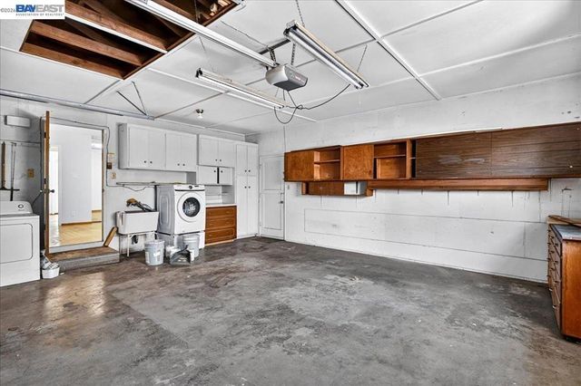 4516 Edwards Ln, Castro Valley, CA 94546