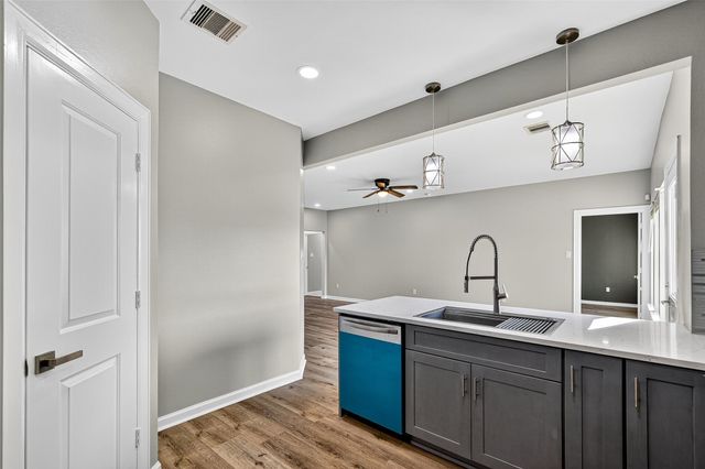 4402 Phlox Street, Houston, TX 77051