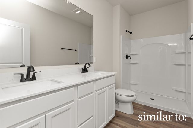 9748 Regatta Lane, Johnston, IA 50131