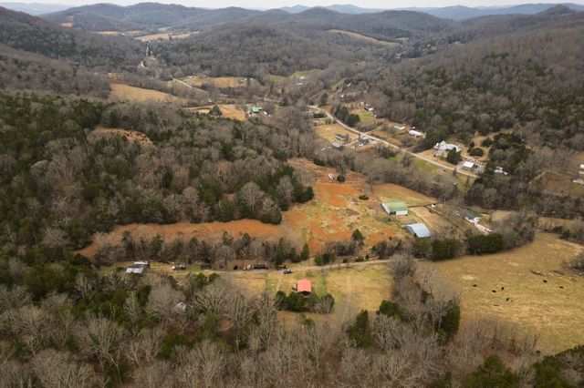 6680 Walker Creek Rd, Alexandria, TN 37012