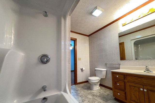 6680 Walker Creek Rd, Alexandria, TN 37012