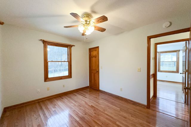 6680 Walker Creek Rd, Alexandria, TN 37012