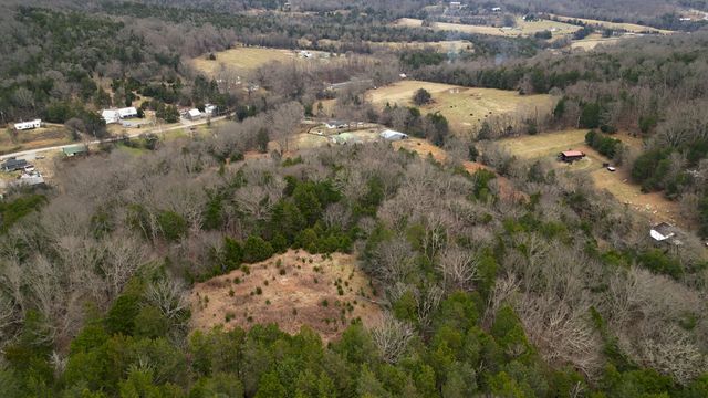 6680 Walker Creek Rd, Alexandria, TN 37012