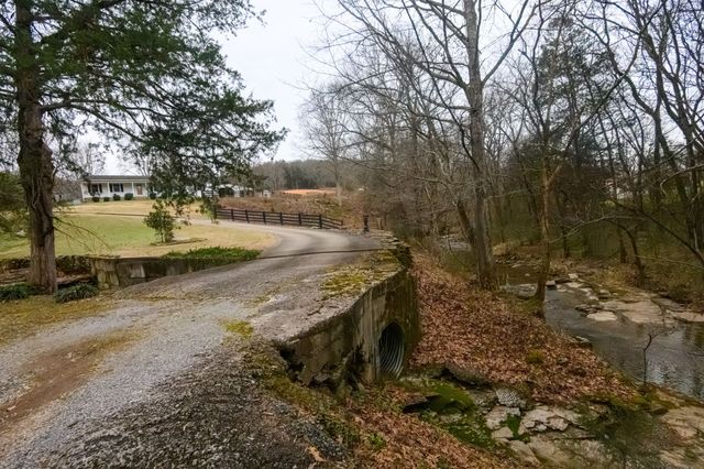 6680 Walker Creek Rd, Alexandria, TN 37012