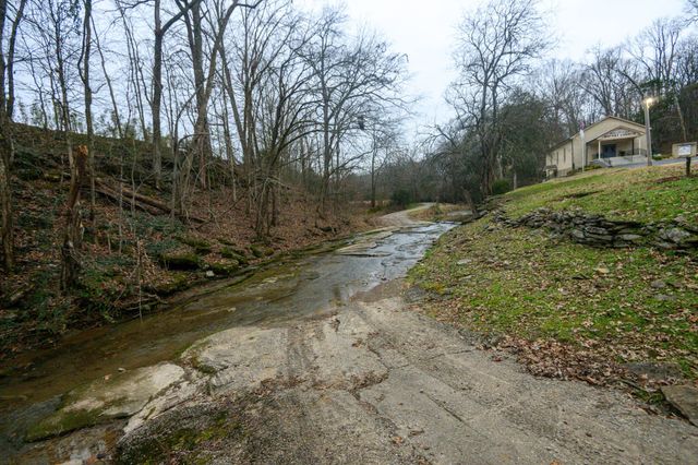 6680 Walker Creek Rd, Alexandria, TN 37012