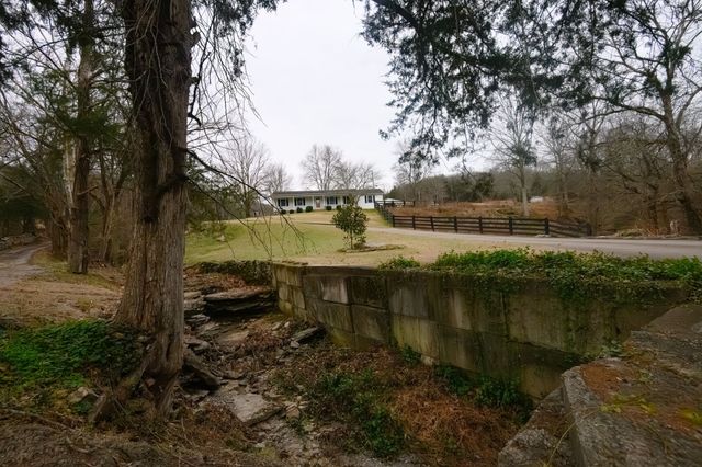 6680 Walker Creek Rd, Alexandria, TN 37012