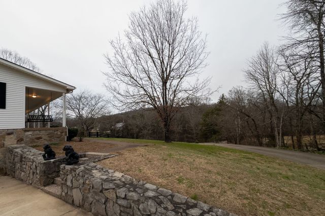 6680 Walker Creek Rd, Alexandria, TN 37012