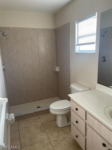 829 NE 15th LN, Cape Coral, FL 33909