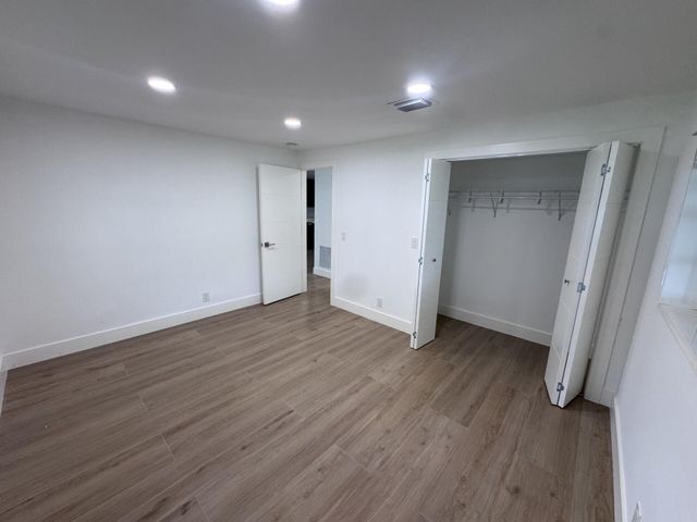 8911 Sunset Drive, Palm Beach Gardens, FL 33410