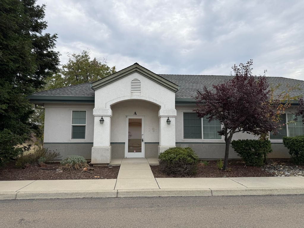 2516 Goodwater Avenue, Redding, CA 96002