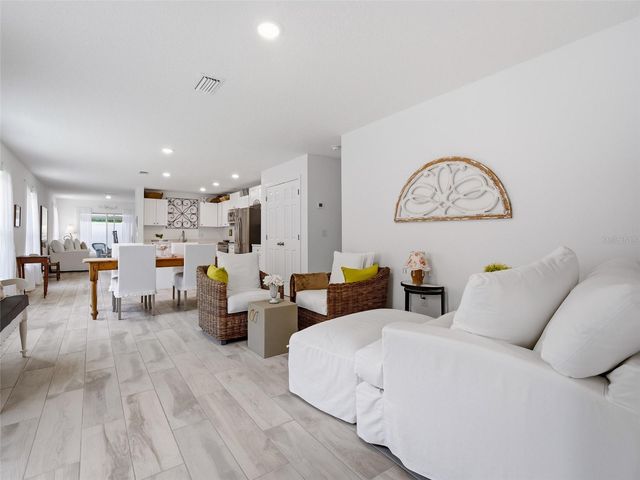 9035 SAINT ANDREWS WAY, Mount Dora, FL 32757