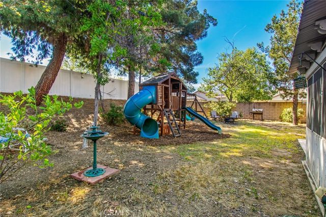 19385 Stonewood, Lake Elsinore, CA 92530