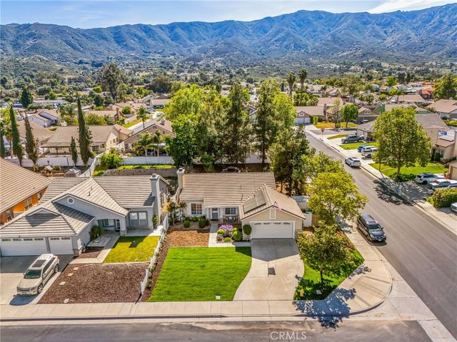 19385 Stonewood, Lake Elsinore, CA 92530