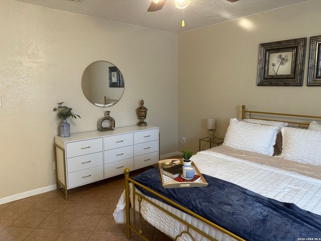 703 N 9th, Carrizo Springs, TX 78834