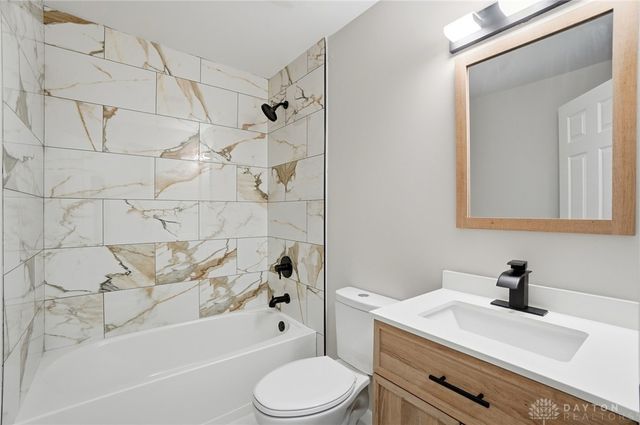 831 17th Avenue, Middletown, OH 45044